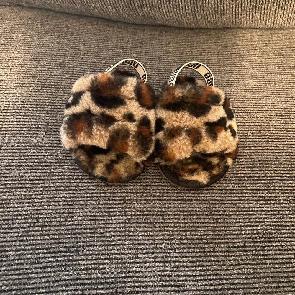 UGG Fluff Yeah Slide